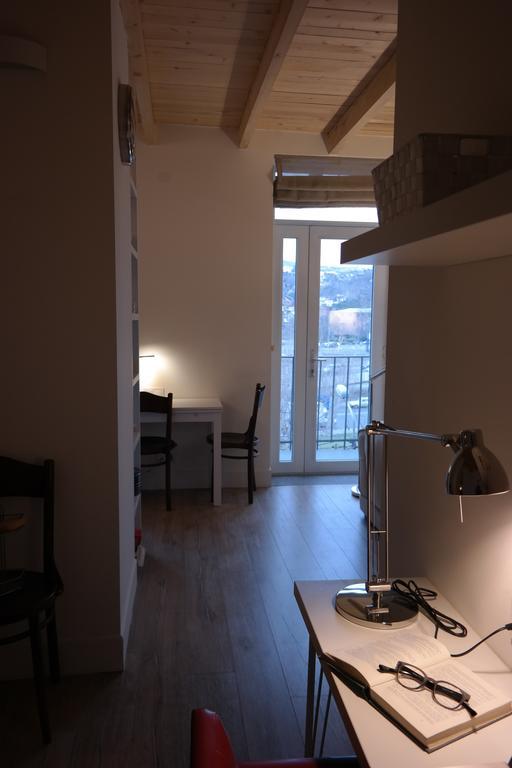 شقة The White Loft تبليسي الغرفة الصورة